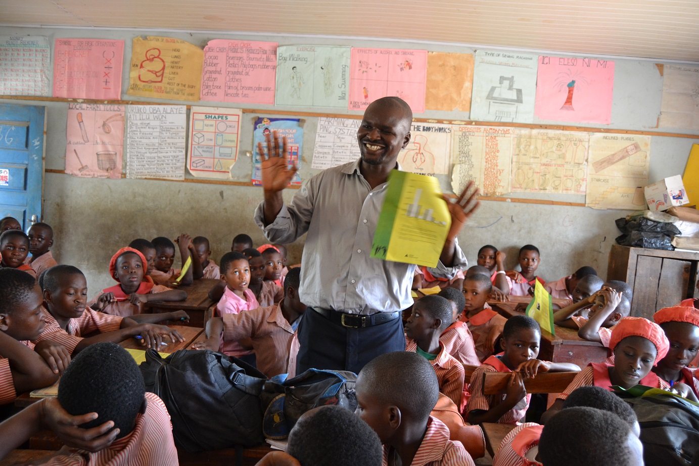 individual volunteer w jan image